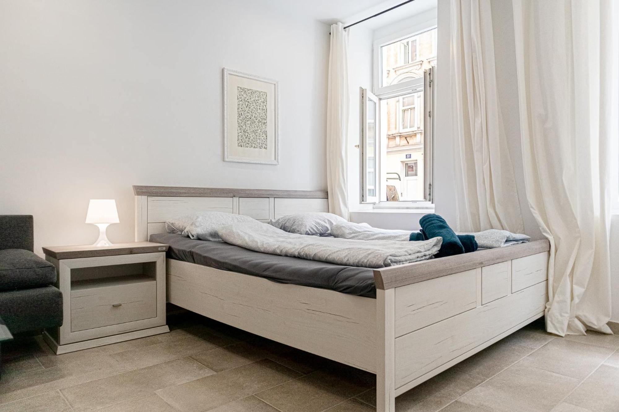 Cheerful Favoriten Near U1 Reumannplatz Appartement Vienne